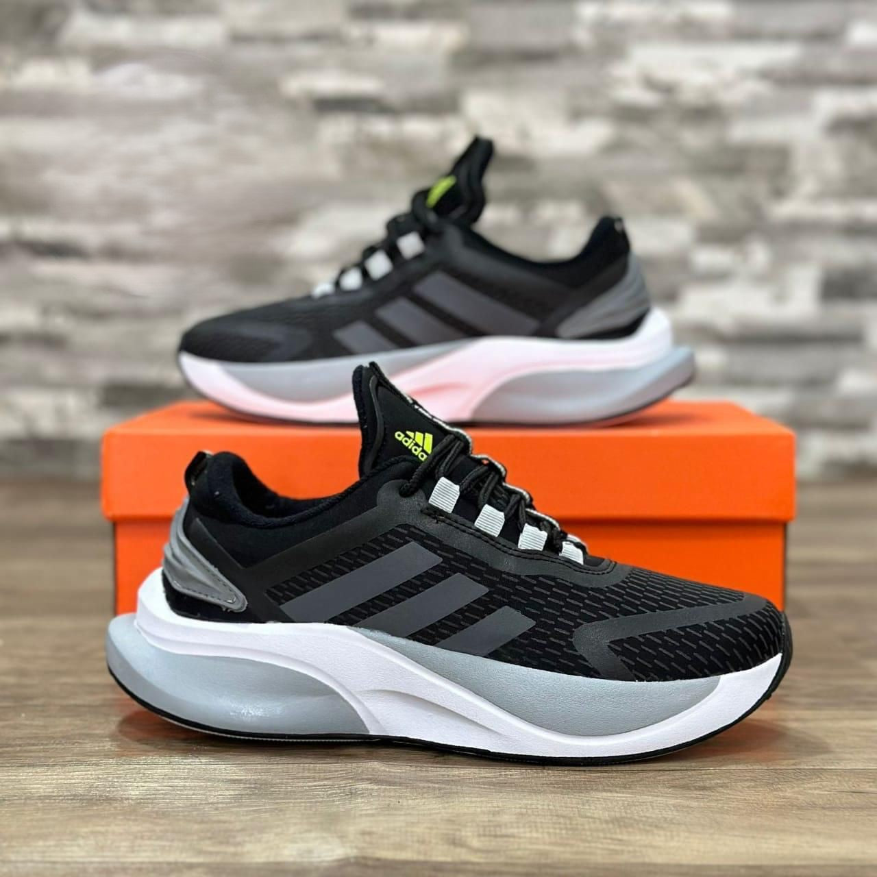 Tenis Adidas Unissex 🔥
